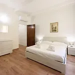 Uffizi 3 Bedrooms By Mmega