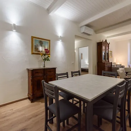 Uffizi 3 Bedrooms By Mmega Апартаменты