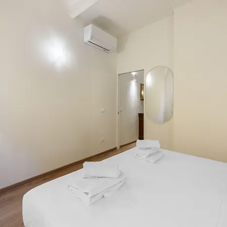 Апартаменты Uffizi 3 Bedrooms By Mmega *