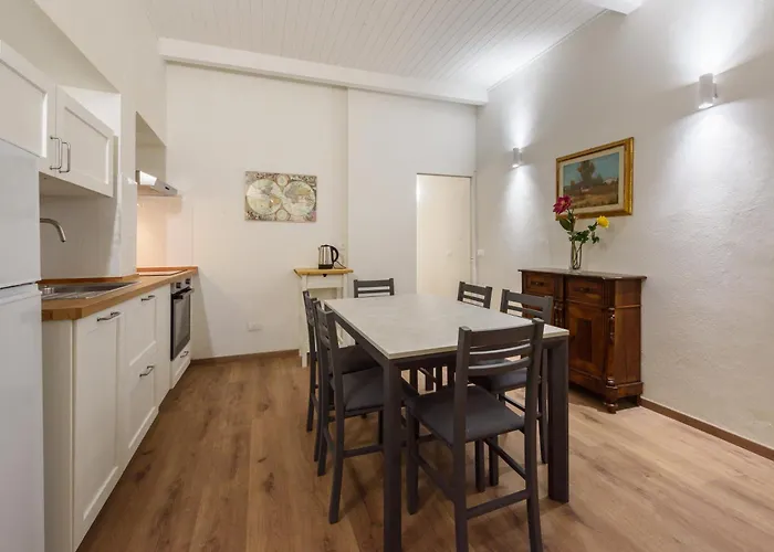 Uffizi 3 Bedrooms By Mmega
