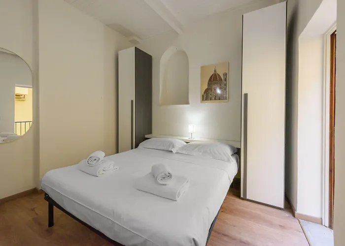 Uffizi 3 Bedrooms By Mmega