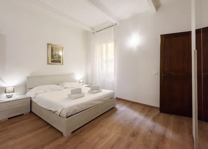 Uffizi 3 Bedrooms By Mmega شقة فلورنس